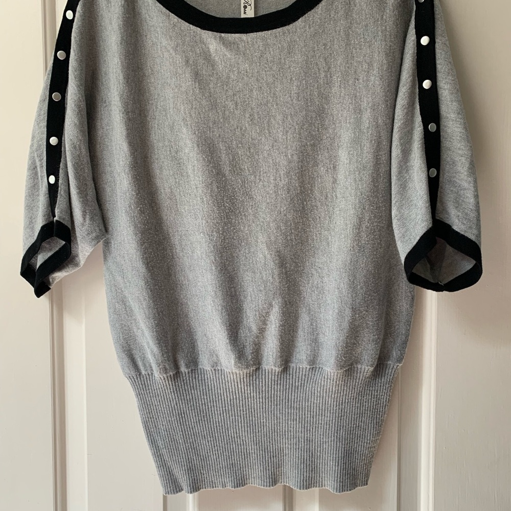 Ladies Short Sleeve Top